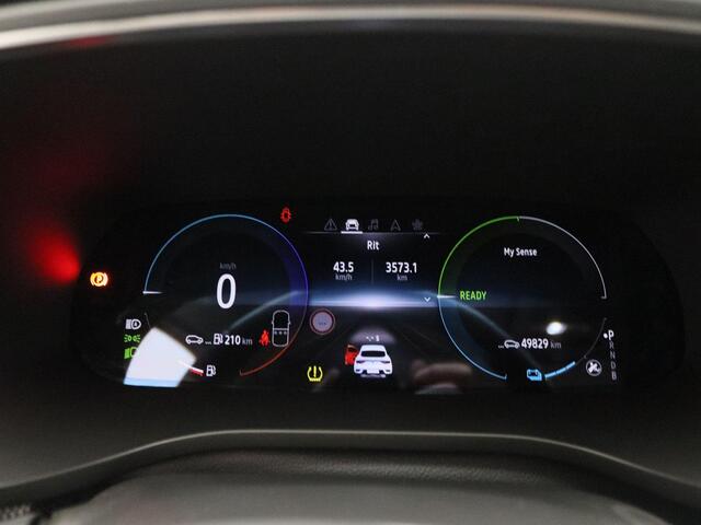 Renault Arkana E-Tech hybrid 145 Techno | Achteruitrijcamera + parkeersensoren | Blind spot warning | Stoel + stuurverwarming | Adaptive cruise control | Schuif/kanteldak | Allseasonbanden |
