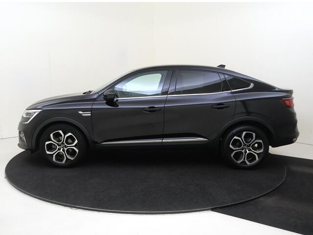 Renault Arkana 1.6 E-Tech Intens 145PK | Navigatie | Apple & Android Carplay | Climate Control | Adaptieve Cruise Control | Parkeersensoren Voor en Achter | Privacy Glass | Keyless Entry | Licht & Regensensor |