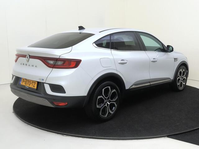 Renault Arkana 1.6 E-Tech Hybrid 145 Intens | Apple Carplay/Android | Autonomous Emergency Braking | cruise control adaptief | electronic climate control | lederen/stof bekleding | LED koplampen | lichtmetalen velgen 18" | navigatiesysteem |