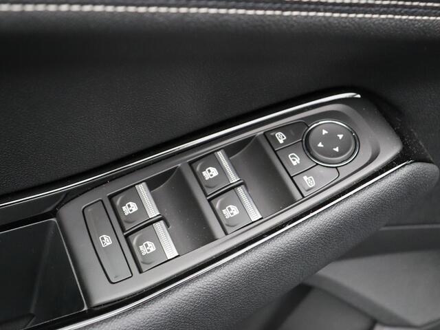 Renault Austral E-Tech Hybrid 200pk Techno | Elektrisch bedienbare achterklep | Dodehoeksensor | Apple carplay |