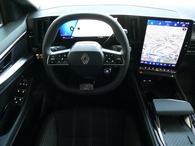 Renault Austral 1.3 160PK MILD HYBRID 4.CILINDER TECNHO NAVI STOEL/STUUR/RUIT VERW. LED LEER 1800KG MAX TREKGEWICHT