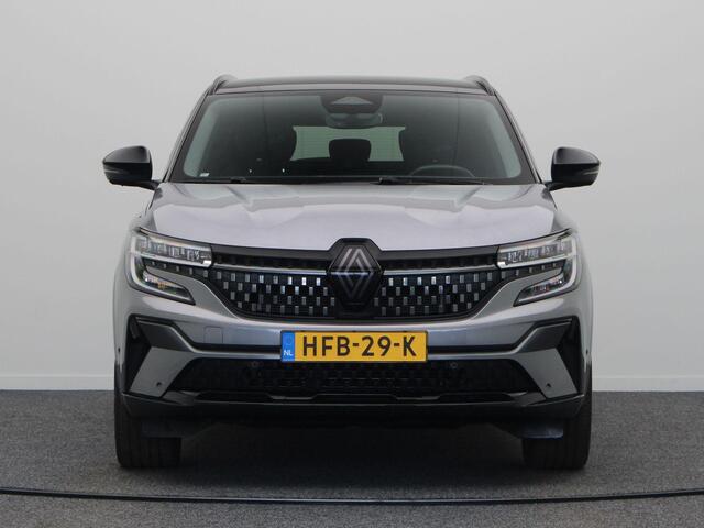 Renault Austral E-Tech Hybrid 200 Iconic Esprit Alpine | Active driver assist | Elektrische voorruit verwarming | Elektrische kofferklep |