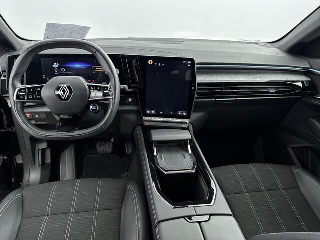 Renault Austral 1.2 E-Tech Hybrid 200Pk Techno | Google Navigatie | Draadloze Carplay | Parkeersensoren & Camera | Privacy Glass | 18inch Lichtmetalen Velgen |