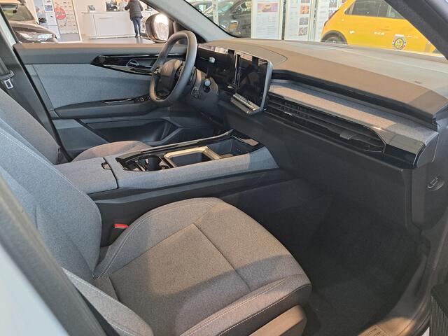 Renault Austral 1.2 E-Tech Hybrid 200 Evolution | Apple Carplay en Android Auto | Climate Control | Achteruitrijcamera | ACTIEPRIJS + SNELRIJDEN ! |