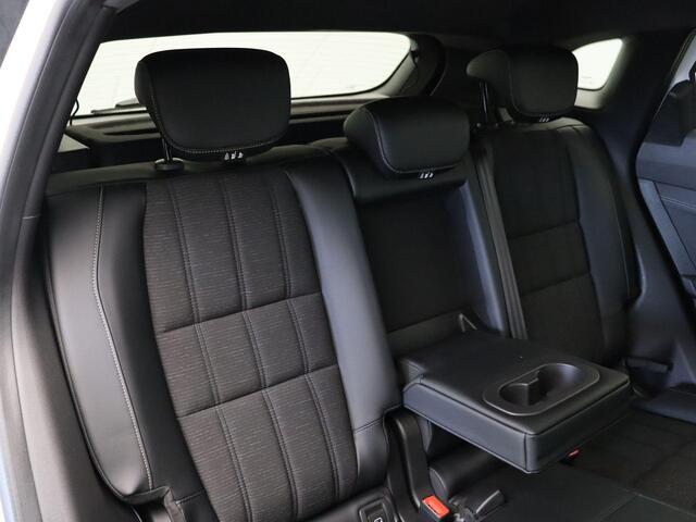 Renault Austral 160pk Mild Hybrid Iconic | 1800kg Trekvermogen | Bestuurdersstoel met Massage | 360 Graden Camera | Stuur, Stoel en Voorruit Verwarming |