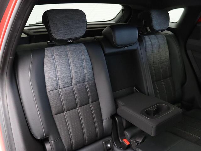Renault Austral 160pk Mild Hybrid Techno | 1800kg geremd | Stoel/Stuur Verwarming | Elektrische Achterklep | Cruise Control Adaptief | Velgen Lichtmetaal |