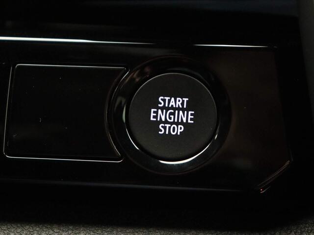 Renault Austral 1.2 E-Tech full hybrid 200 techno | Elek. bedienbare achterklep | Apple carplay | Parkeersensoren voor/achter |