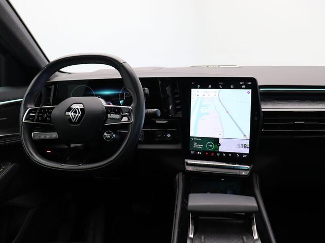Renault Austral Mild Hybrid Tce 160pk Iconic | Matrix Led | Harman Kardon | Panoramadak | 1800kg geremd | HUD |