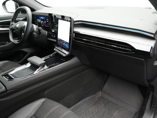 Renault Austral 160 Techno Hybrid | Trekhaak Afn. | Google Maps | Massage Sportstoelen | 360 Camera | 19"L.M | Apple Carplay | Keyless | Full LED |