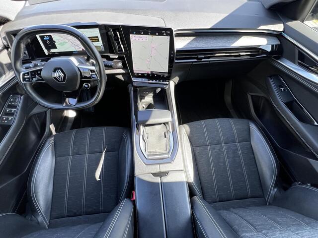 Renault Austral Full Hybrid 200 Techno / Dealer onderhouden / Trekgewicht 1.500 kg / Panorama dak / Navi groot scherm / Apple Carpay Android / 19" LM wielen / Stuurwiel verwarming /