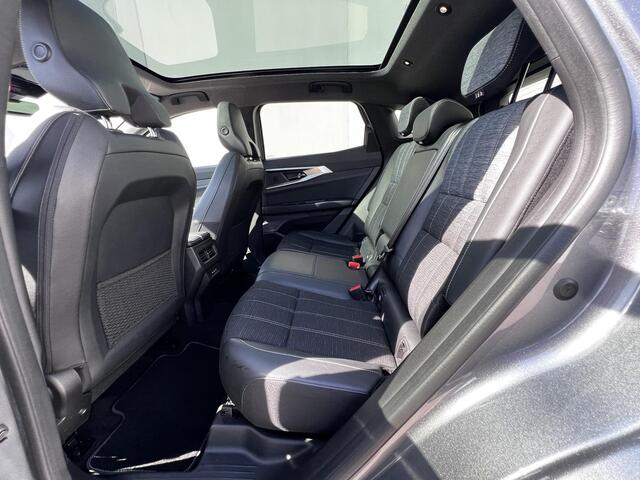 Renault Austral Full Hybrid 200 Techno / Dealer onderhouden / Trekgewicht 1.500 kg / Panorama dak / Navi groot scherm / Apple Carpay Android / 19" LM wielen / Stuurwiel verwarming /