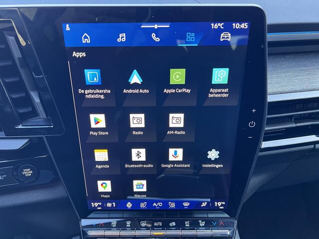 Renault Austral 1.3 mild hybrid 160 X-Tronic techno Automaat / Dealer onderhouden / Trekgewicht 1.800 kg / Panoramadak / Elektrisch klep + bestuurdersstoel / 19" LMV / Navi groot / Apple Carplay Android /