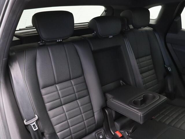 Renault Austral 160pk mild hybrid Iconic | 1800kg geremd | Lederen bekleding | Matrix Led | Harman kardon |