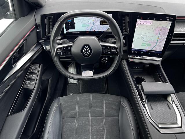 Renault Austral E-Tech full hybrid 200 techno Automaat / Fabrieksgarantie tot 14-03-2027 / Trekgewicht 1.500 kg / Panorama dak / Rondomzicht Camera / Apple Carplay & Android Auto / Keyless Entry & Start / Cruise- en Climate Control /