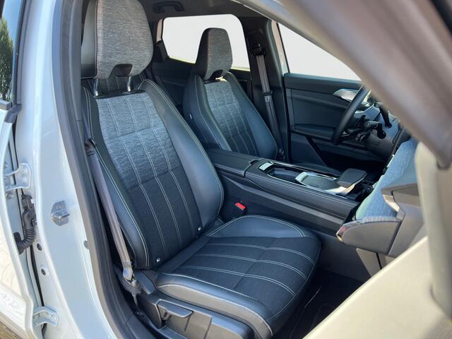 Renault Austral 1.2 Mild Hybrid 160 Techno EDC AUTOMAAT / CAMERA / 19 INCH / 1800 KG TREKGEWICHT