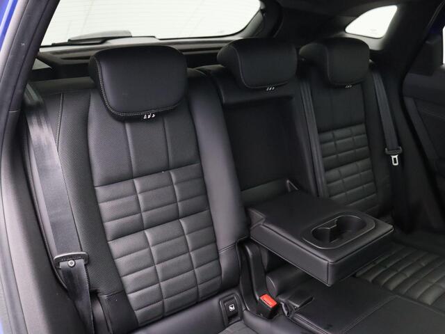 Renault Austral 160pk mild hybrid Iconic | Trekhaak | Harman Kardon | | 1800kg Trekvermogen | Bestuurdersstoel met Massage | 360 Graden Camera | Stuur, Stoel en Voorruit Verwarming |