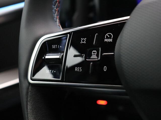 Renault Austral E-Tech Hybrid 200pk Techno Esprit Alpine | Dodehoeksensor | Adaptieve cruise control | Elektrisch bedienbare achterklep |
