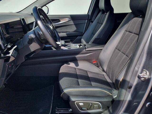 Renault Austral 1.2 E-Tech full hybrid 200 iconic Automaat / Rondomzicht Camera / Elektr. Achterklep / Navigatie / Cruise Control Adaptief / Massagestoel / Harman Kardon