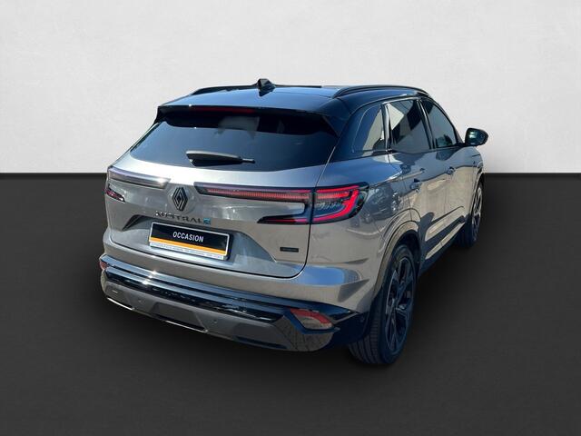 Renault Austral 1.2 E-Tech full hybrid 200 iconic esprit Alpine 360 CAMERA / PANO / HARMAN KARDON / VOL OPTIES / FABRIEKSGARANTIE TOT 06.2029