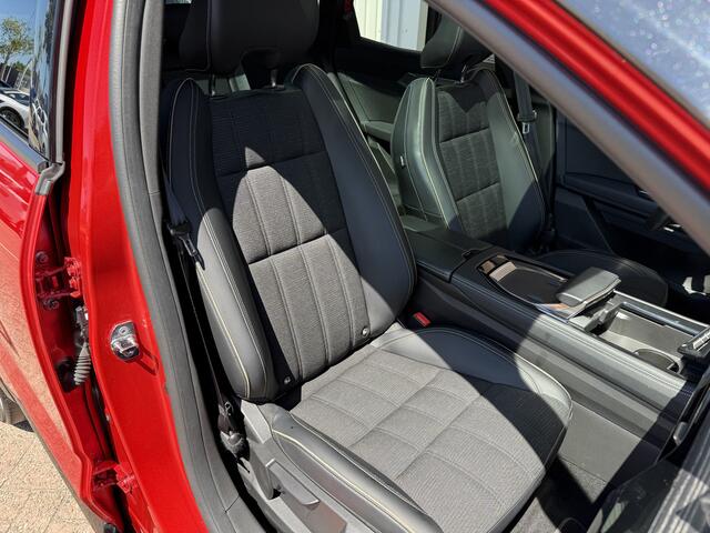 Renault Austral 1.2 E-Tech full hybrid 200 Iconic | trekhaak | panoramadak | el.achterklep | 360 camera | adaptieve cruise | tijdelijk gratis Top Afleverpakket twv Eur 695