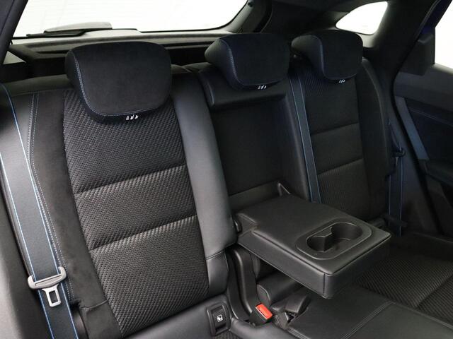 Renault Austral 1.2 E-Tech full hybrid 200 techno esprit Alpine | Stoel en stuurverwarming | Adaptieve cruise control | Elektrische voorruit verwarming | Elektrische kofferklep |