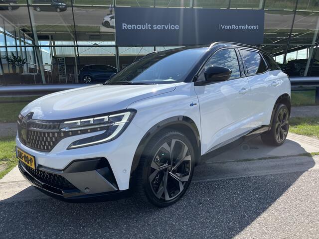 Renault Austral 1.2 E-Tech full hybrid 200 PK iconic esprit Alpine / 4-Control / Head-Up / Stoelverw. + Stuurverw. / Elek Stoel /
