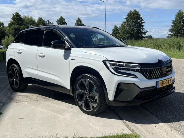 Renault Austral 1.2 E-Tech full hybrid 200 PK iconic esprit Alpine / 4-Control / Head-Up / Stoelverw. + Stuurverw. / Elek Stoel /