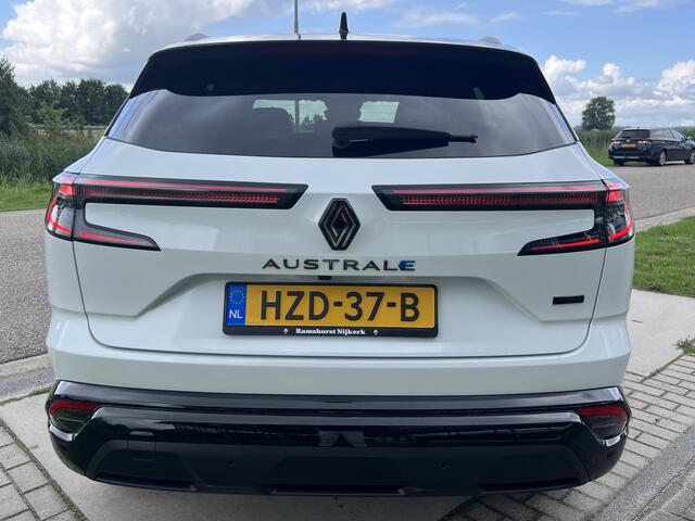 Renault Austral 1.2 E-Tech full hybrid 200 PK techno esprit Alpine / Camera / Apple Carplay - Android Auto / Keyless / PDC V+A / 20'' LMV /