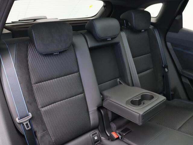 Renault Austral 1.2 E-Tech full hybrid 200 iconic esprit Alpine | Trekhaak | Panoramisch dak | Harman kardon | 360 graden camera |