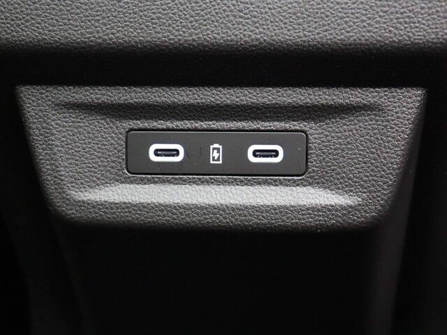 Renault Austral E-Tech full hybrid 200pk iconic | Active driver assit | Panoramisch vast glazen dak | Harman kardon |