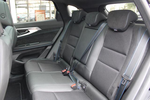 Renault Austral 1.2 E-Tech full hybrid 200 iconic esprit Alpine Automaat | Trekhaak | All season banden | Panoramadak | Adatieve Cruise control