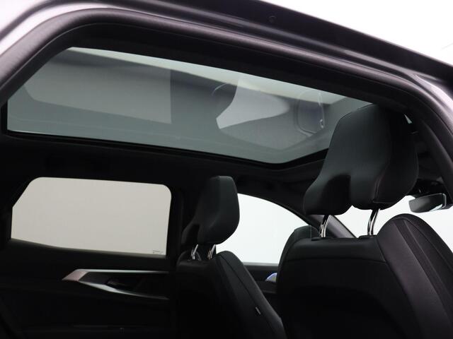 Renault Austral mild hybrid advanced 130pk techno | Panoramisch dak | Elektrisch verstelbare bestuurdersstoel | Adaptive Cruise control | Stoel, stuur en voorruitverwarming |