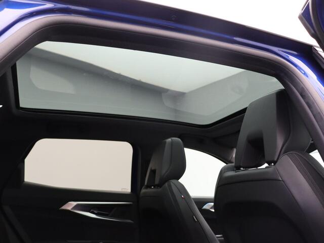 Renault Austral E-Tech full hybrid 200pk iconic esprit Alpine | Harman Kardon | Panoramadak | Sidesteps | Elektrische achterklep | Adaptive Cruise control |