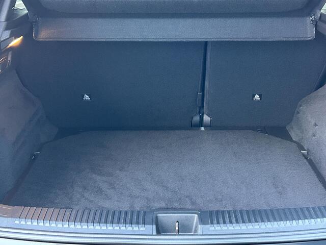 Renault Austral 1.2 mild hybrid Advanced 130 Techno | Trekhaak | 15.800 KM | Camera achter |