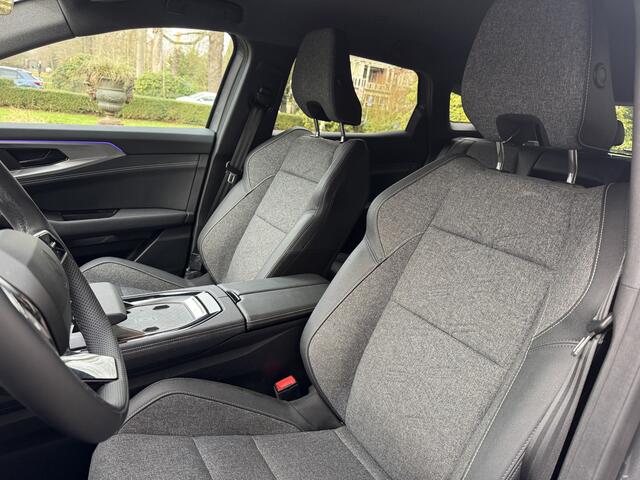 Renault Austral 1.2, Nieuw model, E-Tech full hybrid 200 techno Fabrieksgarantie tot juni 2027