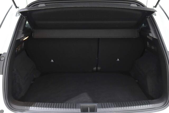 Renault Austral 1.3 MILD HYBRID 160PK TECHNO AUT 1800kg trekgewicht | Panoramadak | Winterpakket | Adaptive Cruise