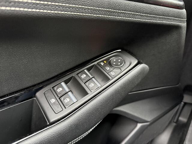 Renault Austral 1.3 mild hybrid 160 X-tronic | Demo | Stoel & stuur verwarming | Panorama dak | Elektrische stoelen | Cruise adaptief | 360 graden camera |