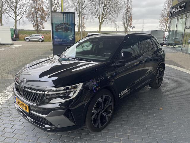 Renault Austral 1.2 E-Tech full hybrid 200 techno esprit Alpine Renault Austral 1.2 E-Tech Hybrid 200 Techno Esprit Alpine / Demo Martijn van Kampen