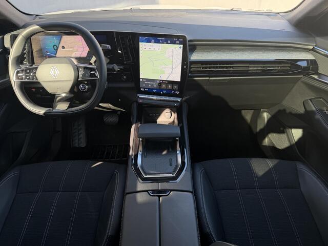 Renault Austral 1.2 E-Tech full hybrid 200 techno / Panoramadak / Fabrieksgarantie tot 03-2027 / 360 Camera / Adaptieve Cruise / Dodehoek / Navigatie / Apple Carplay & Android Auto / DAB /