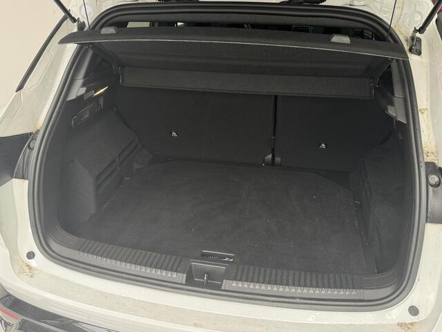 Renault Austral 1.2 E-Tech full hybrid 200 Techno Esprit Alpine | Trekhaak | Panoramadak | Adaptive Cruise Control | Stoelverwarming |