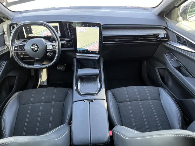 Renault Austral 1.3 mild hybrid 160PK Techno / Camera / Apple Carplay-Android Auto / Keyless / PDC V+A / LMV /