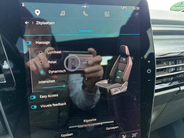 Renault Austral 1.2 E-Tech full hybrid 200 AUT iconic | Navigatie | Panoramisch dak | Trekhaak | Stoel elektrisch |