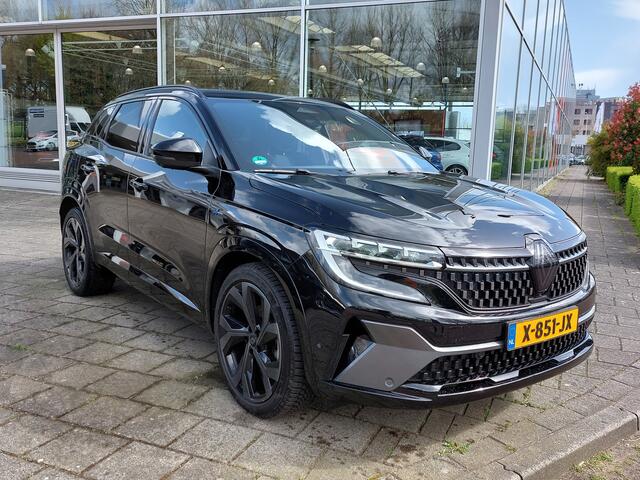 Renault Austral 1.2 E-Tech Full Hybrid 200 Iconic Esprit Alpine | Navi | Apple Carplay | Clima | Adap.Cruise | Led Koplampen | Sfeerverlichting | Keyless Entry | Pdc V+A+Assist+360 Camera | 20''lm | Trekhaak