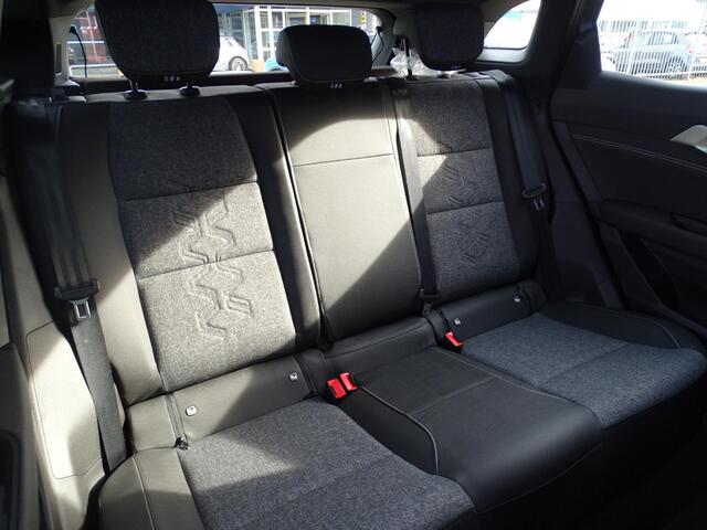 Renault Austral 1.2 E-Tech full hybrid 200 techno NU 5 JAAR GARANTIE! / TWO-TONE METALLIC LAK / RESERVEWIEL