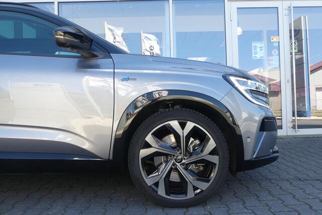 Renault Austral 1.2 E-Tech full hybrid 200 iconic esprit Alpine PANO, HUD, MEMORY, MASSAGE, 360° CAMERA, 4CONTROL, WINTER PACK, ADAPT. CRUISE, CLIMA, NAVI, PDC V&A, APPLE CARPLAY/ANDROID AUTO, BLIS, KEYLESS, HARMAN KARDON, ELEKT. ACHTERKLEP, 36.152KM