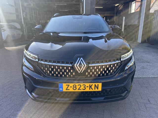 Renault Austral 1.2 E-Tech full hybrid 200 iconic