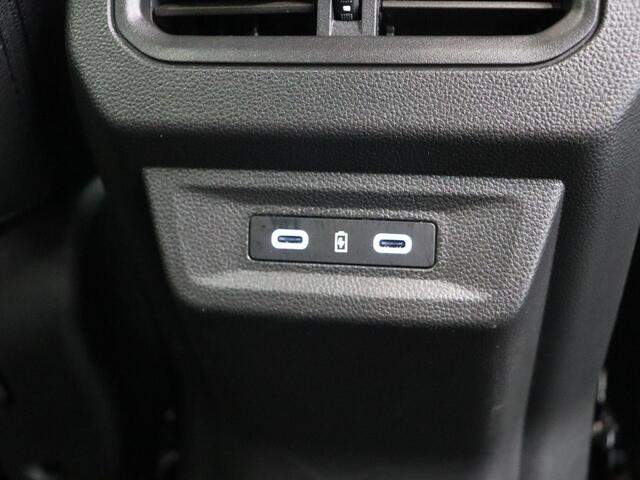 Renault Austral E-Tech Hybrid 200pk Iconic Esprit Alpine | Trekhaak | Harman Kardon | Active driver assist | Stoel- en stuurwielverwarming |