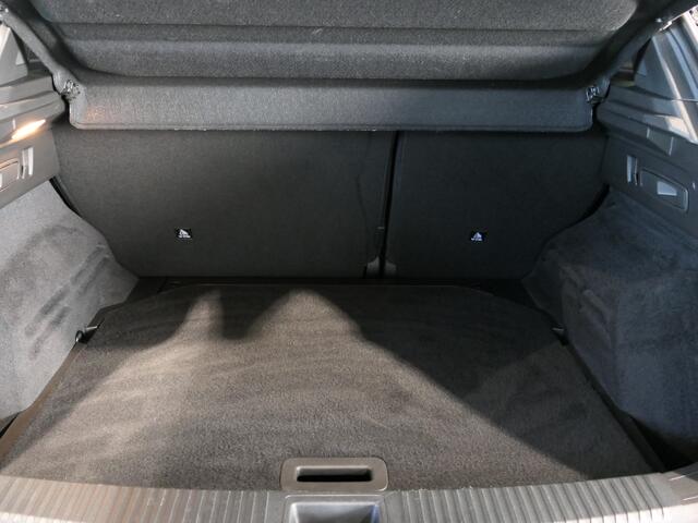 Renault Austral 1.2 E-Tech full hybrid 200 techno esprit Alpine - Occasion Lease vanaf ¤824 p/m - - Achterbank verstelbaar - Dodehoek - Uitparkeer & Uitstapwaarschuwing