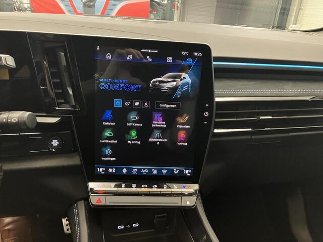 Renault Austral 1.2 E-Tech full hybrid 200 iconic esprit Alpine / Matrix LED koplampen/ Panoramadak / Harman Kardon premium audio / NL auto / Dealer onderhouden.