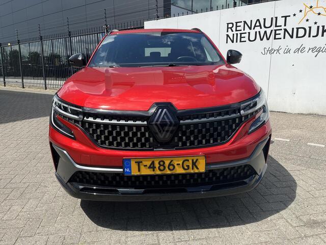 Renault Austral E-Tech full hybrid 200 iconic Alpine AUTOMAAT l TREKHAAK | CAMERA 360 | BIJ ONS DEALER ONDERHOUDEN